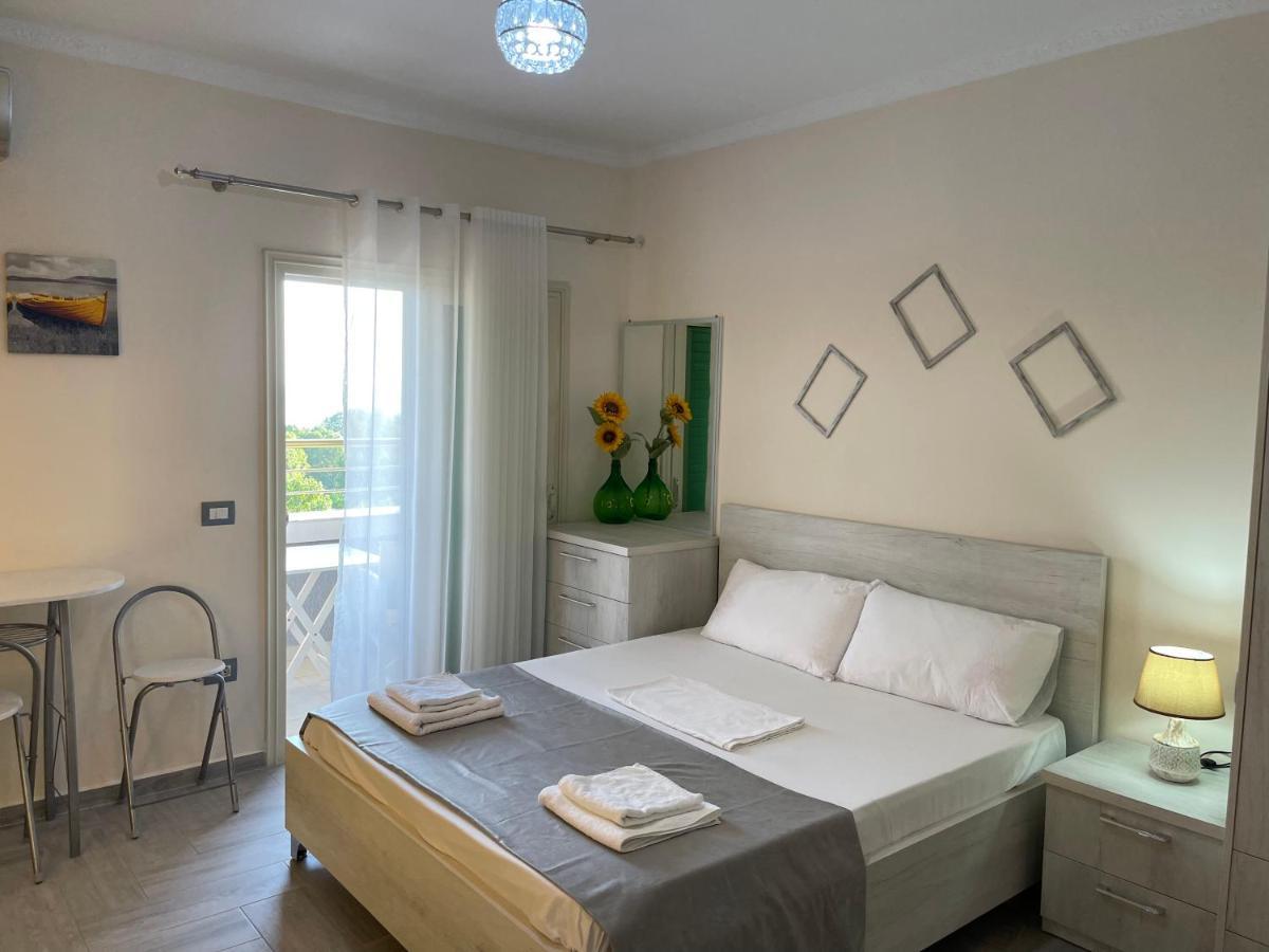 Nando'S Apartment 3 Durres Bagian luar foto